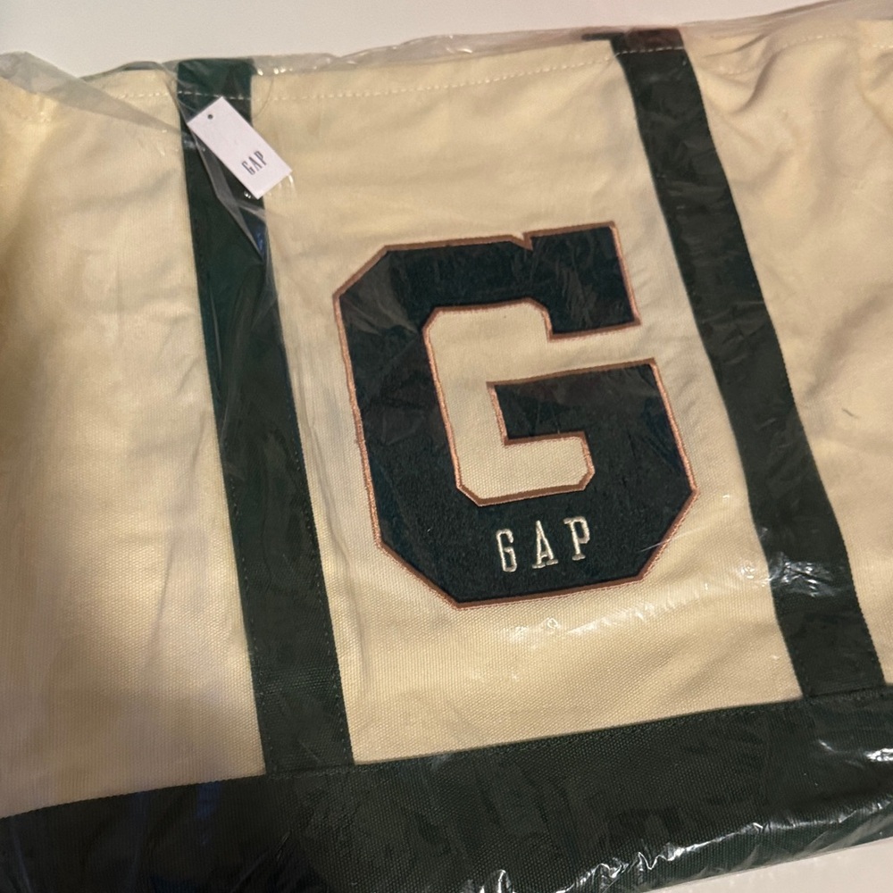 GAP Cream Tote Bag with Green Details NWT - Picture 3 of 5